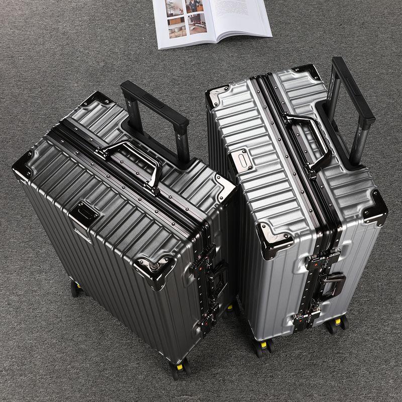 Großer Aluminium-Trolley mit Hartschale als Reisegepäck